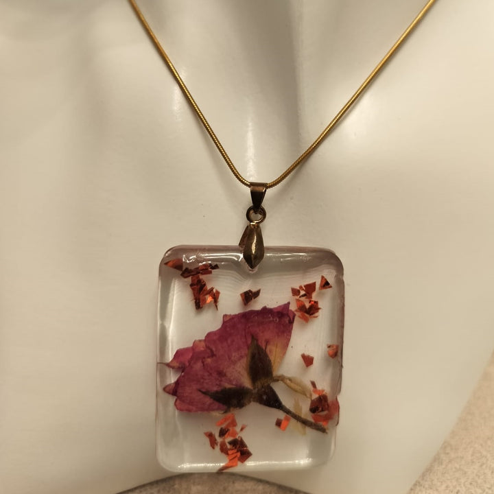Square shaped resin necklace